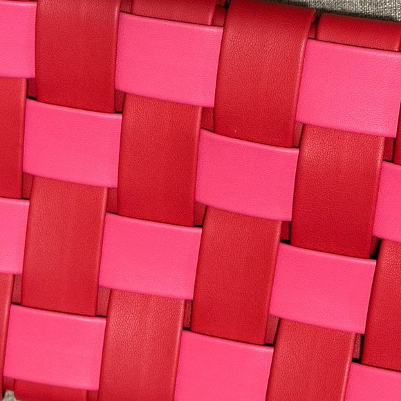 Anthropologie Puffy Woven Red and Pink Woven Clutch Or Crossbody - Picture 6 of 12